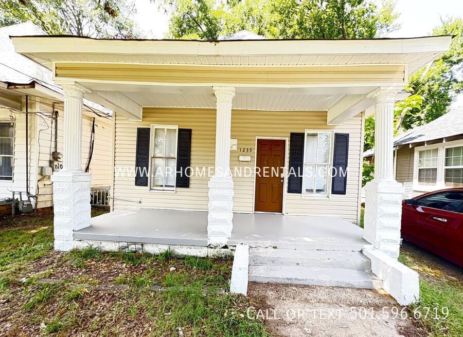 1235 W 11th St in North Little Rock, AR - Building Photo
