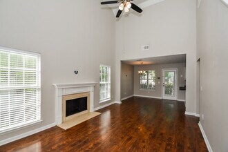 405 Randall Ln in La Vergne, TN - Building Photo - Building Photo