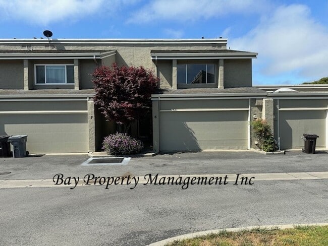 property at 1253 Los Olivos Dr