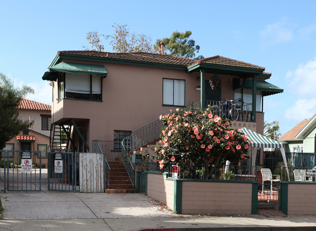 2515 Congress St in San Diego, CA - Foto de edificio - Building Photo