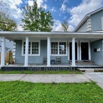 1129 E Bolton St in Savannah, GA - Building Photo
