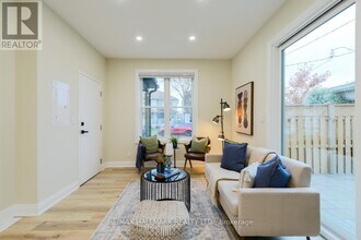 6 Luttrell Ave in Toronto, ON - Building Photo - Building Photo