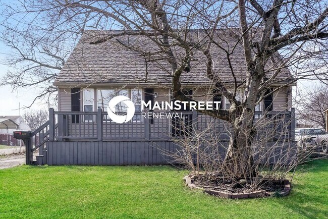 property at 2502 Elmhurst Ave