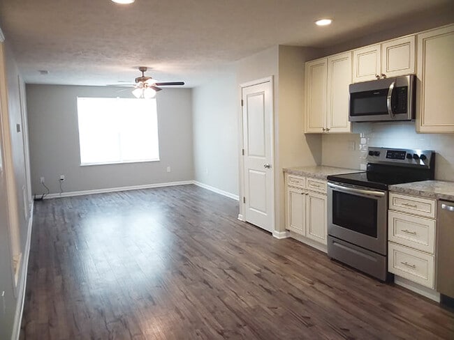 1108 S Locust St, Unit 203 in Greencastle, IN - Building Photo - Building Photo