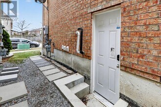 73 Feint Dr in Ajax, ON - Building Photo - Building Photo