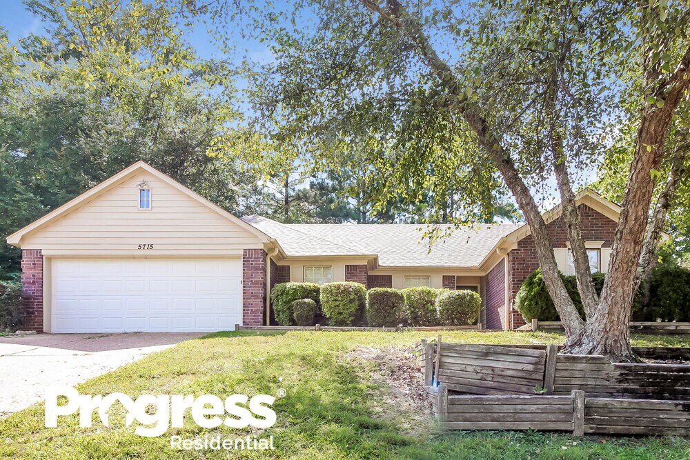 5715 Riverhead Ave in Memphis, TN - Building Photo