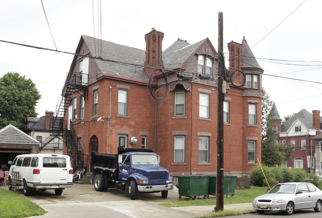 501 N Negley Ave in Pittsburgh, PA - Building Photo - Building Photo