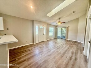 71 Naugatuck Dr in Jacksonville, FL - Building Photo - Building Photo