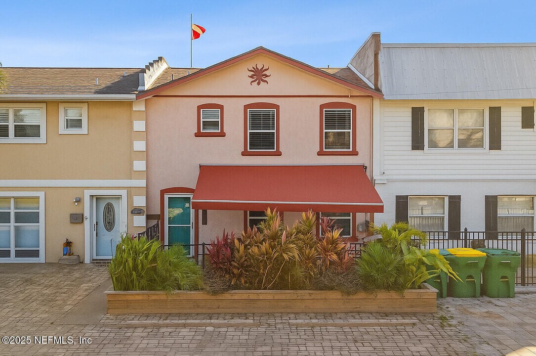 1417 4th St N in Jacksonville Beach, FL - Building Photo