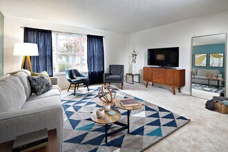The Artisan at Lawrenceville in Lawrenceville, NJ - Building Photo - Building Photo