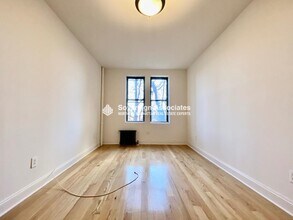 282 Cabrini Blvd in New York, NY - Building Photo - Building Photo