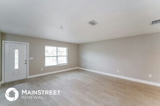 5666 Orpha St in North Port, FL - Building Photo - Building Photo