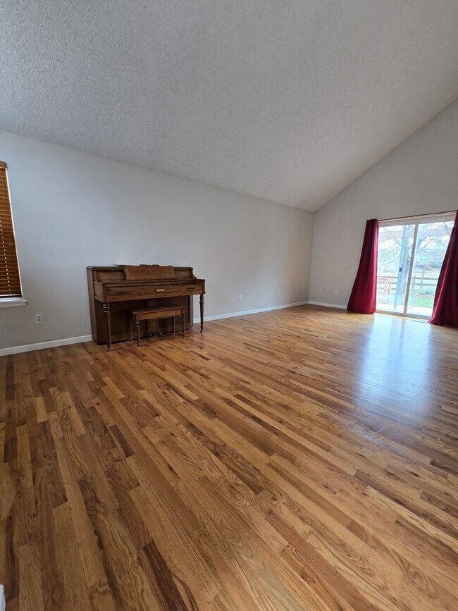 9736 Teller Ct in Westminster, CO - Building Photo - Building Photo