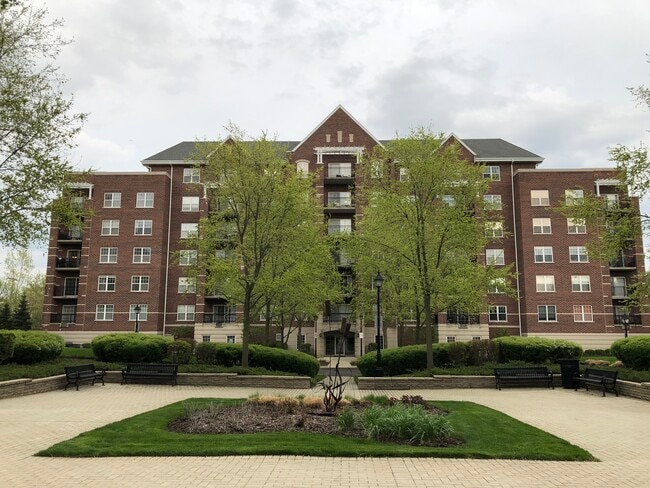 property at 410 W Mahogany Ct