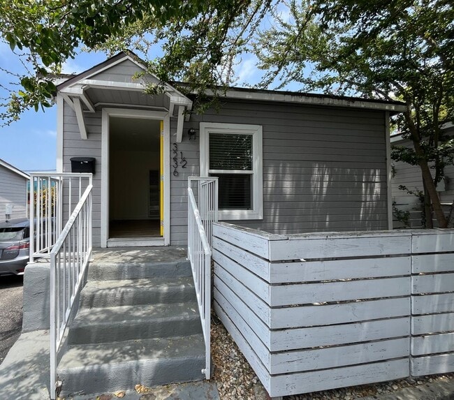3232 Verdugo Rd in Los Angeles, CA - Building Photo - Building Photo