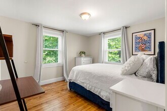 39 Grew Hill Rd, Unit 2 Beds Plus office Unit in Boston, MA - Building Photo - Building Photo