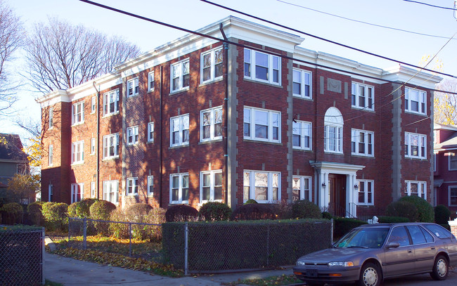 71 Marlboro St in Quincy, MA - Foto de edificio - Building Photo