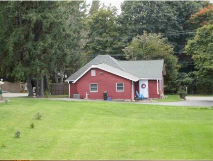 8865 Cazenovia Rd in Cazenovia, NY - Building Photo