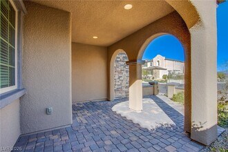 729 Catalina Aisle St in Las Vegas, NV - Building Photo - Building Photo