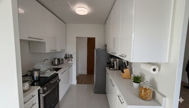 75 42nd St in Toronto, ON - Building Photo - Building Photo