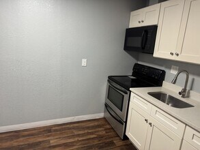 3416 S 70th St in Tampa, FL - Building Photo - Building Photo