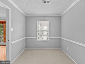 1109 Huntmaster Terrace NE in Leesburg, VA - Building Photo - Building Photo