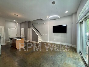 444 S Blount St in Raleigh, NC - Building Photo - Building Photo