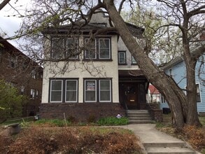 3320 Lyndale Ave S, Unit 2 in Minneapolis, MN - Building Photo - Building Photo