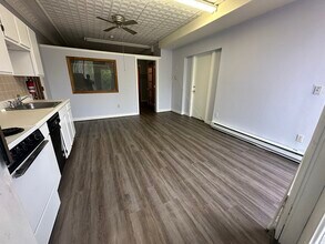 7 N Main St in Natick, MA - Building Photo - Building Photo