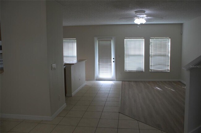 2102 Jeremiah Way in Kissimmee, FL - Building Photo - Building Photo