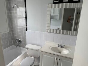 2621 NE 8th Ave in Pompano Beach, FL - Building Photo - Building Photo