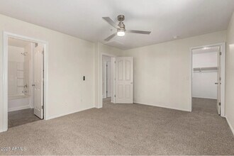 1255 S Rialto in Mesa, AZ - Foto de edificio - Building Photo