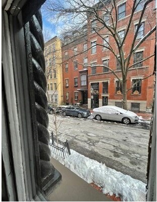 30 Hancock St, Unit 2 in Boston, MA - Building Photo