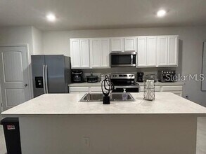 20082 Royal Tern Ct in Leesburg, FL - Building Photo - Building Photo