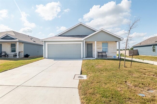 253 Free Waters in Seguin, TX - Building Photo - Building Photo