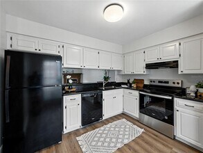 1816 Mill Run Cir in Tampa, FL - Building Photo - Building Photo