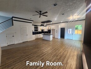 1313 Gary Ave in Pasadena, TX - Building Photo - Building Photo