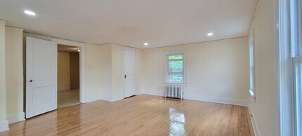 241 Main St, Unit 2 in Millburn, NJ - Building Photo - Building Photo