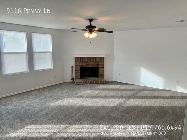 9116 Penny Ln in Fort Worth, TX - Building Photo - Building Photo