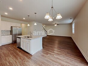 4402 Erabele Dr in Smyrna, TN - Foto de edificio - Building Photo