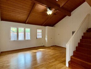 19-31 Clifton Ave in Los Gatos, CA - Foto de edificio - Building Photo