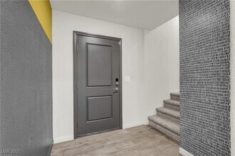 2662 Champagne Gold Ave in North Las Vegas, NV - Building Photo - Building Photo