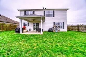 4880 Imperial Dr in Newburgh, IN - Building Photo - Building Photo