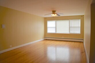 1951 Euclid Ave in Berwyn, IL - Building Photo - Building Photo