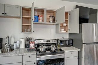 1925 N Prospect Ave in Milwaukee, WI - Foto de edificio - Building Photo