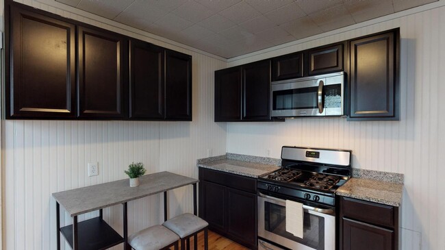 property at 2 Imrie Rd