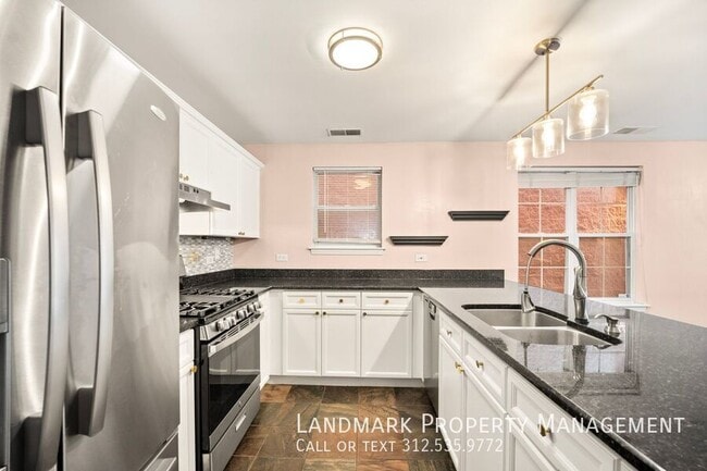 1449 N Larrabee St in Chicago, IL - Building Photo - Building Photo