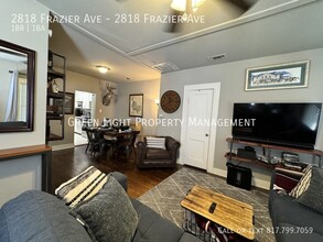 2818 Frazier Ave in Fort Worth, TX - Building Photo - Building Photo