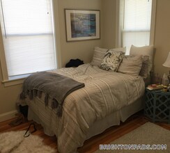 36 Colborne Rd, Unit 2 in Boston, MA - Foto de edificio - Building Photo