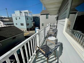 23 E Surf Way in Lavallette, NJ - Building Photo - Building Photo
